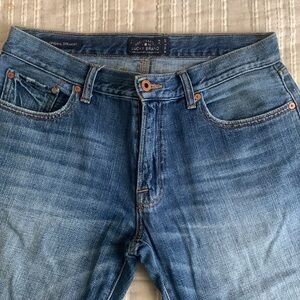 Lucky Brand jeans, 32 x 32, 221 Original Straight.